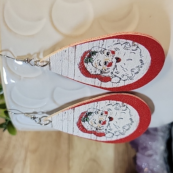 Farmhouse Santa Vegan Leather Drop Earrings - Picture 4 of 7